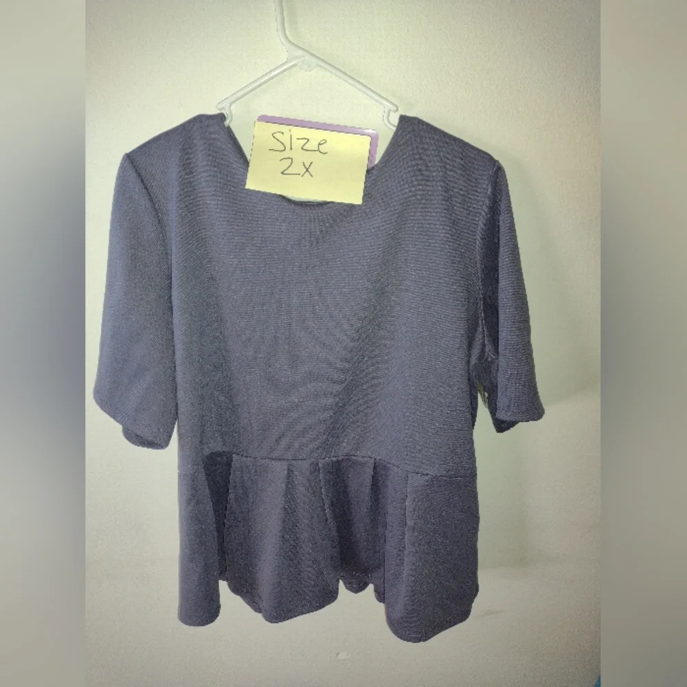 Clothes - Picture 5 of 5